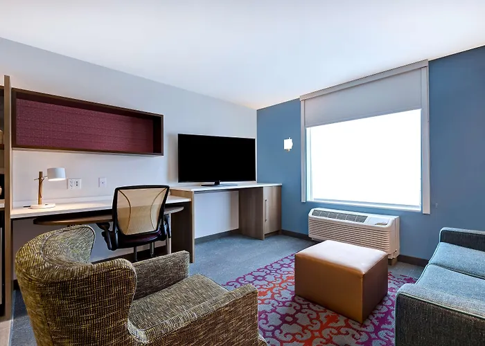 Hotel Home2 By Hilton Chicago 3*
